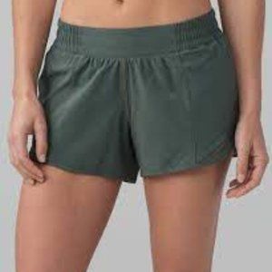 Lululemon Forest Green Hotty Hot Shorts Size 6R